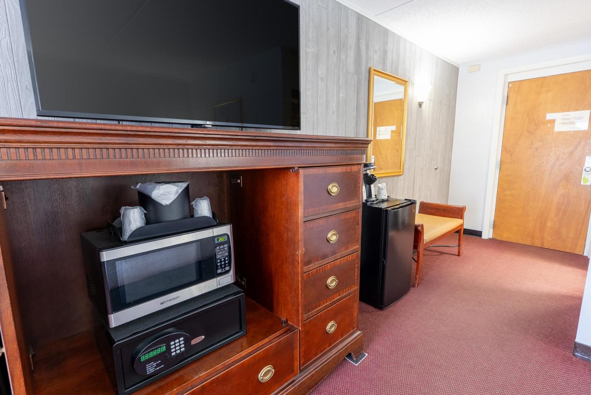 Fireside Inn & Suites Gilford Room photo