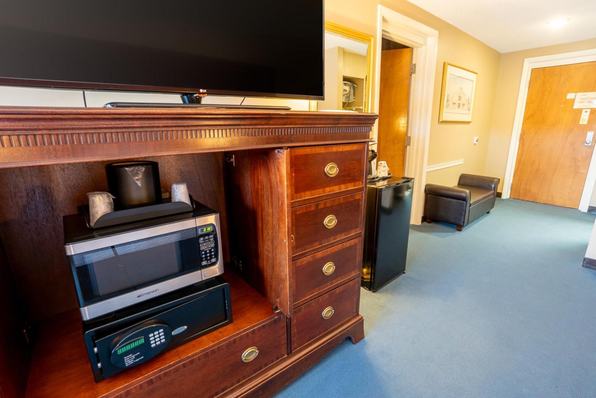 Fireside Inn & Suites Gilford Room photo